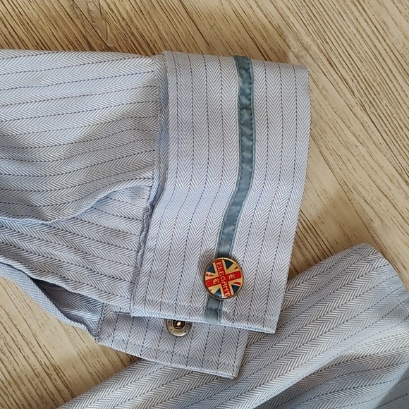 ENGLISH LAUNDRY Long Sleeve Cuffed Shirt with Embroidered Detail XL - Picture 2 of 9